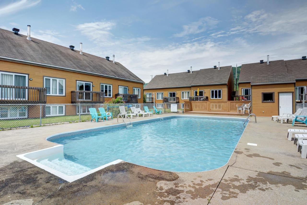 Condo Sainte-Anne Beaupre Bagian luar foto